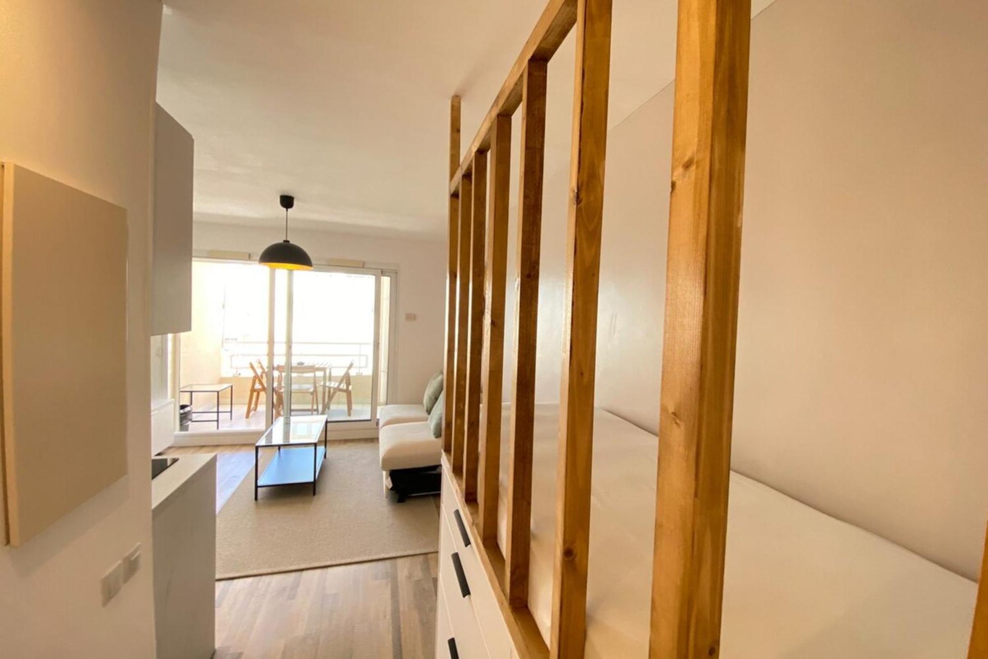 06Ai - Beautiful Renovated Studio - Sea And Pool View فالوريس المظهر الخارجي الصورة